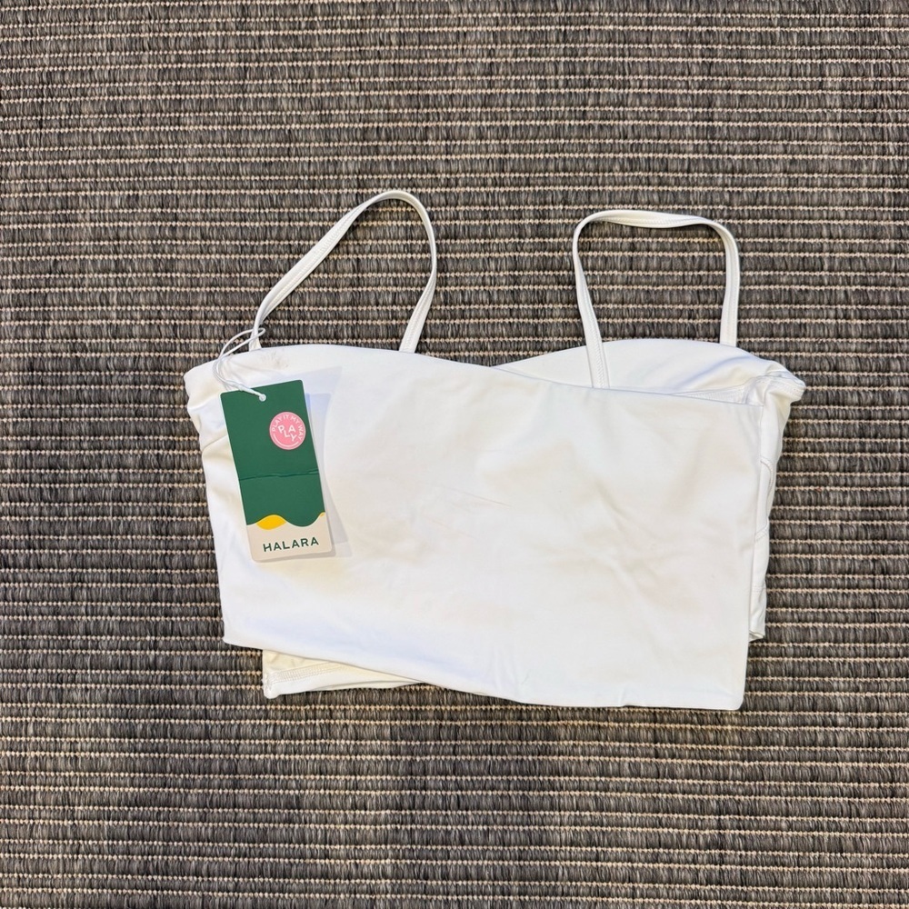 HALARA White Strappy Croppy Tank